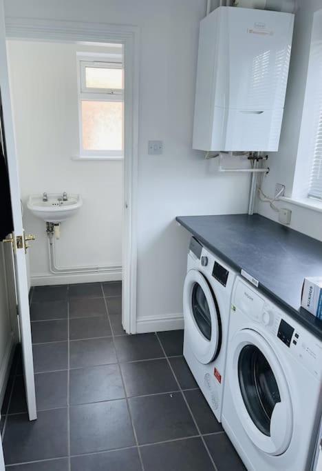 5-Bedroom Cottage In Healing, Grimsby 外观 照片