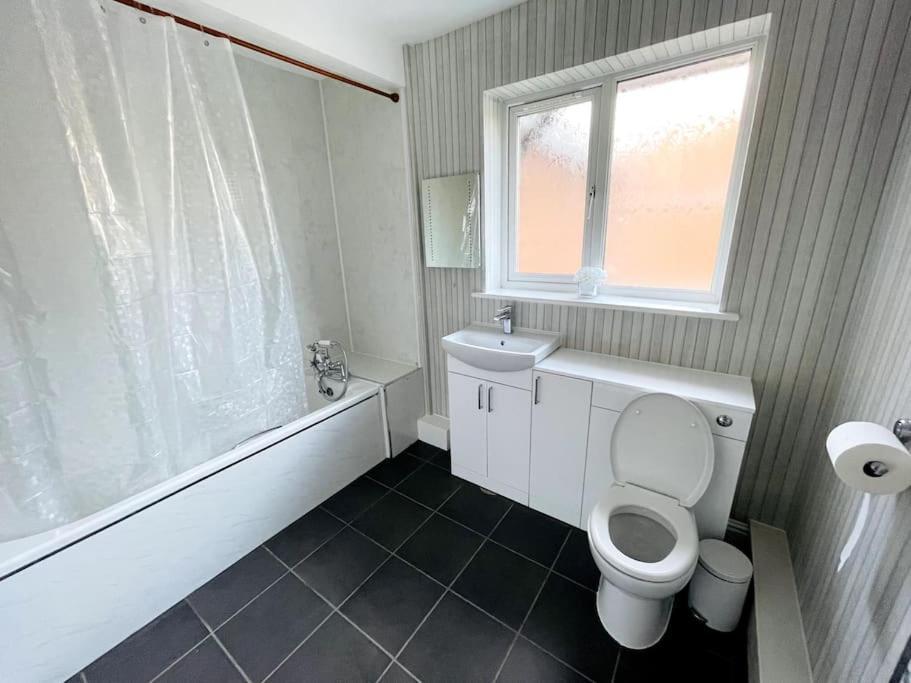 5-Bedroom Cottage In Healing, Grimsby 外观 照片